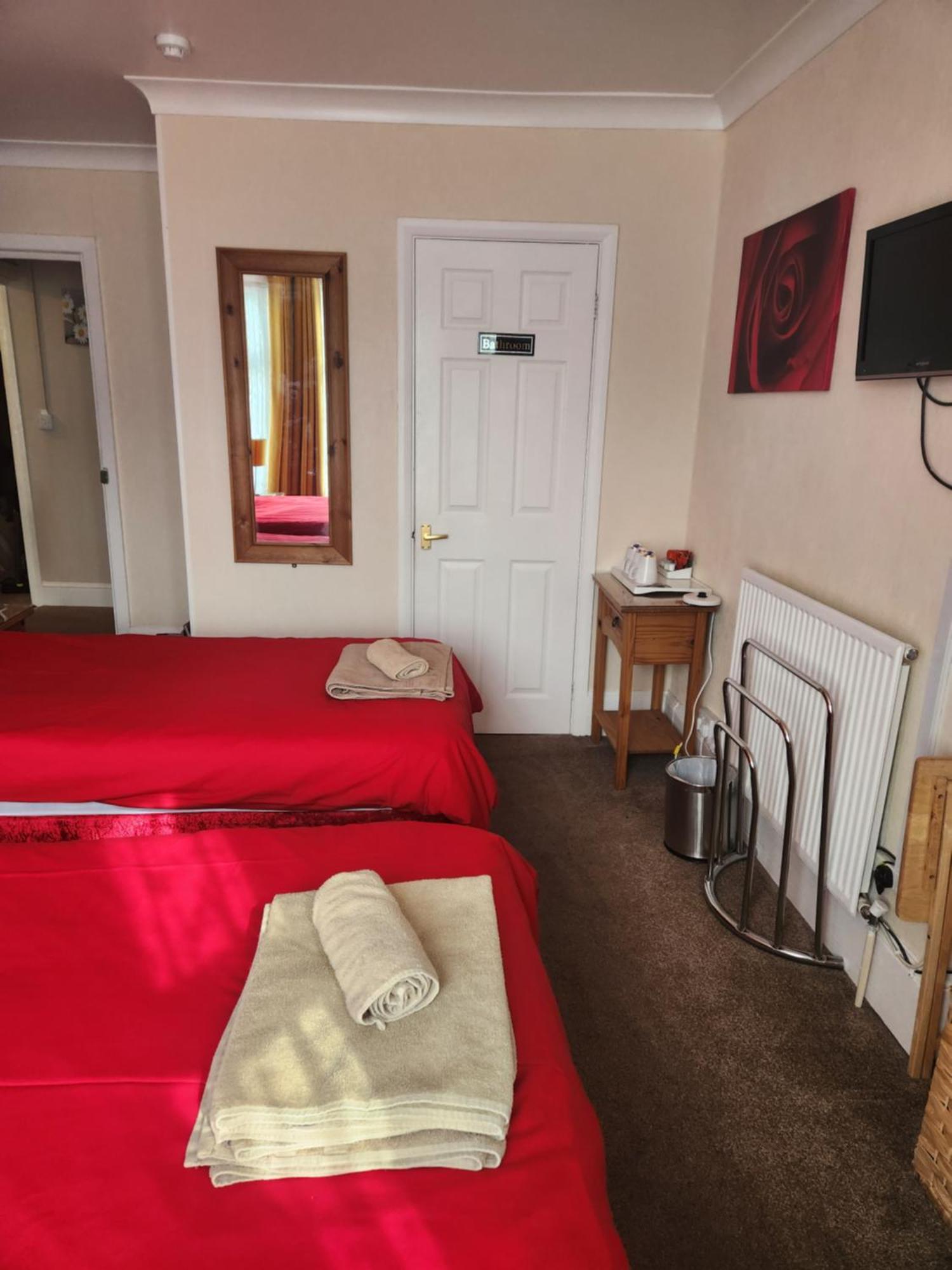 Twin Palms Guesthouse Great Yarmouth Eksteriør bilde